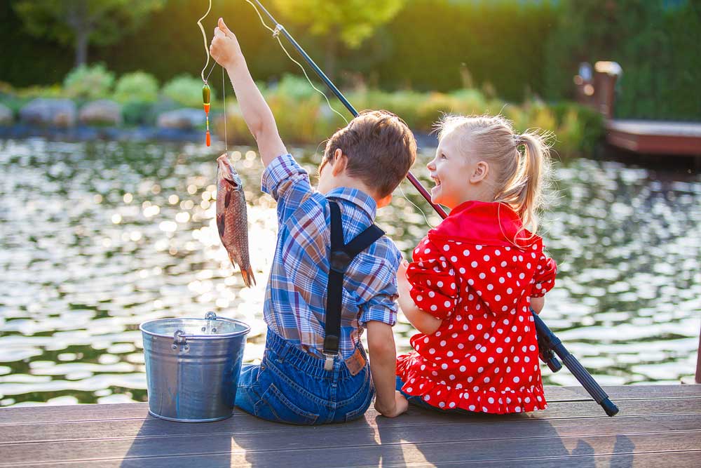 FISHING WITH KIDS